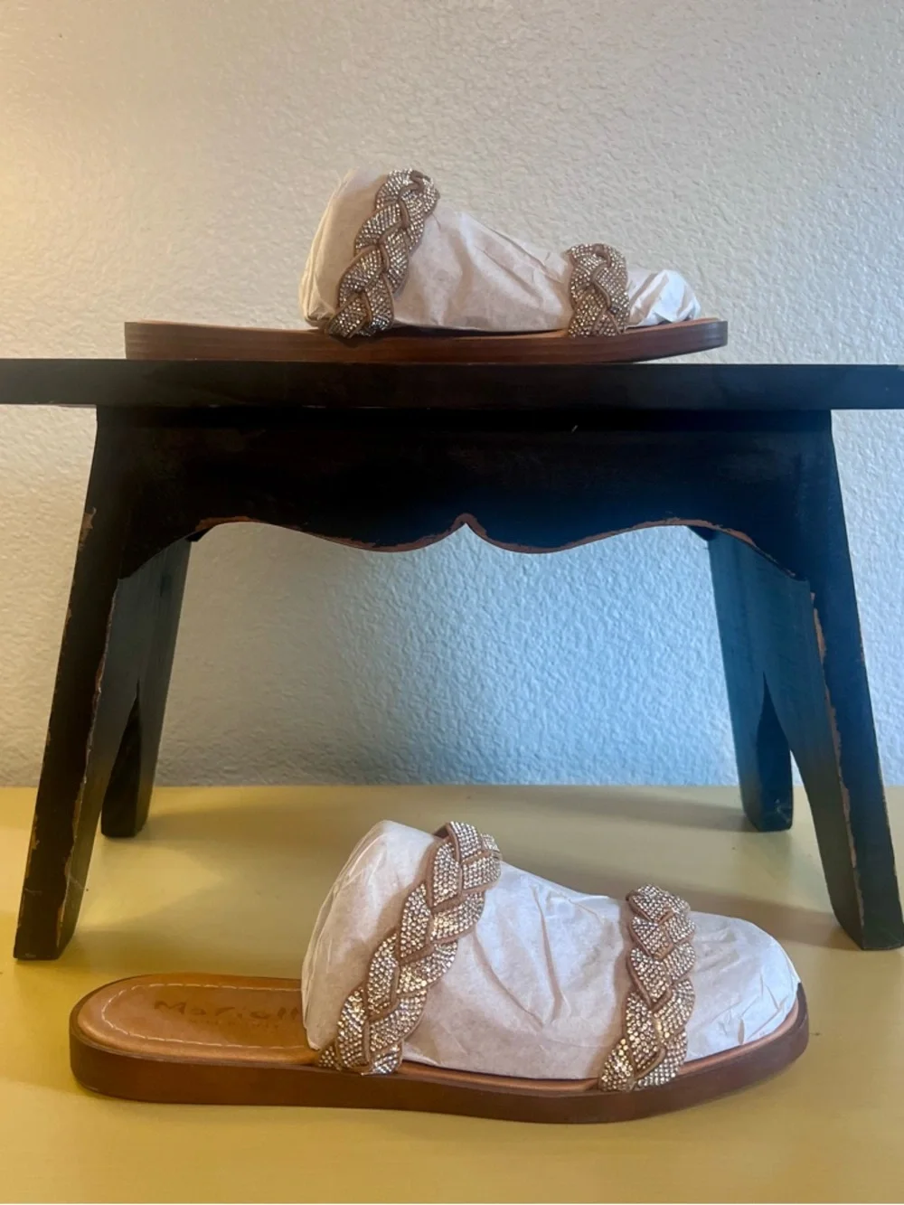 Mariella Metallic Gold Braided Slide Summer Sandals - Women's SZ 8 - Picture 4 of 5